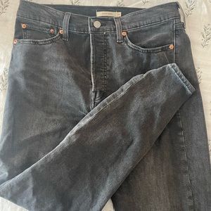 black levi wedge skinny jeans!